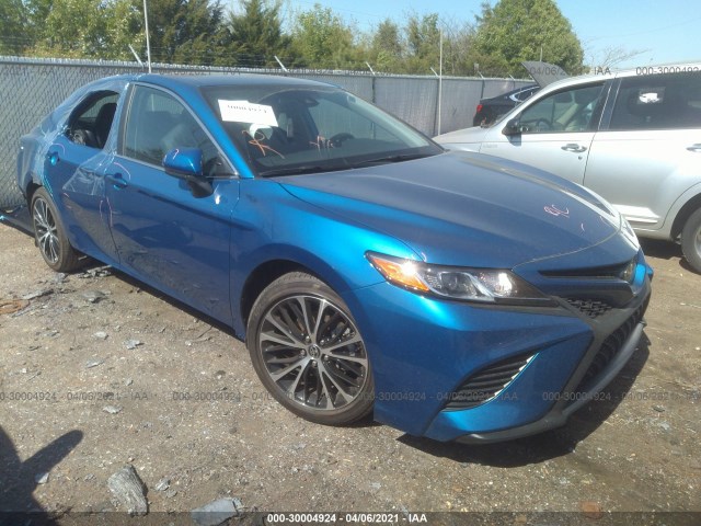 Toyota Camry (2020)