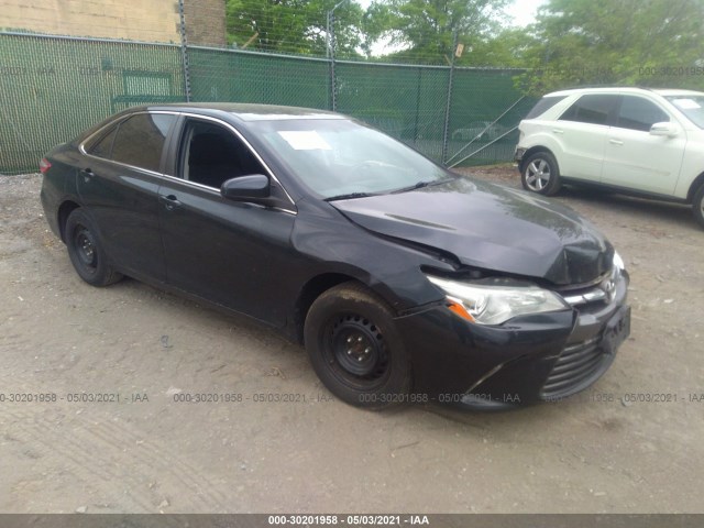 Toyota Camry (2015)