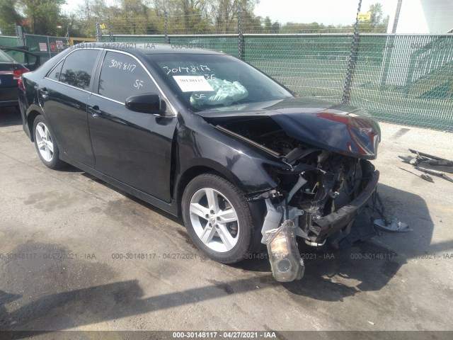 Toyota Camry (2012)