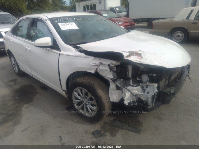 Toyota Camry (2015)