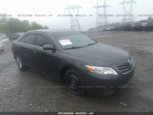 Toyota Camry (2011)