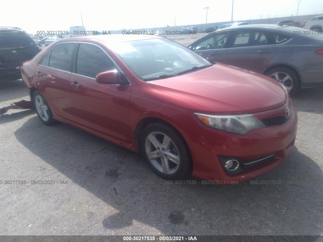 Toyota Camry (2012)
