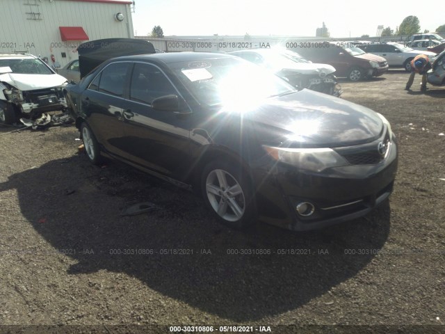Toyota Camry (2013)