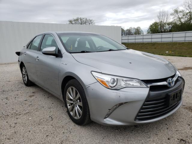 Toyota Camry hybr (2015)