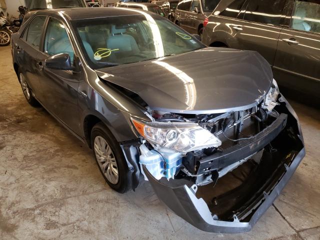Toyota Camry hybr (2012)