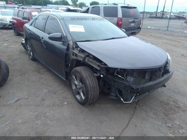 Toyota Camry (2012)