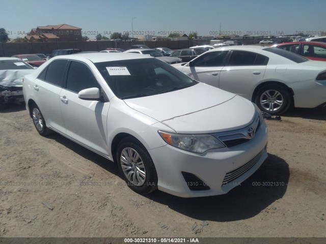 Toyota Camry (2014)