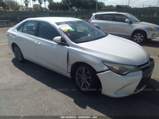 Toyota Camry (2015)
