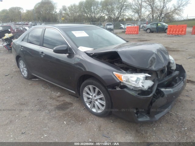 Toyota Camry (2012)
