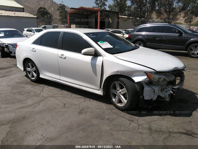 Toyota Camry (2014)