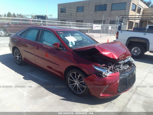 Toyota Camry (2015)