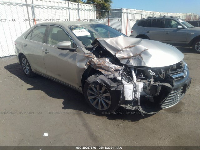 Toyota Camry (2017)