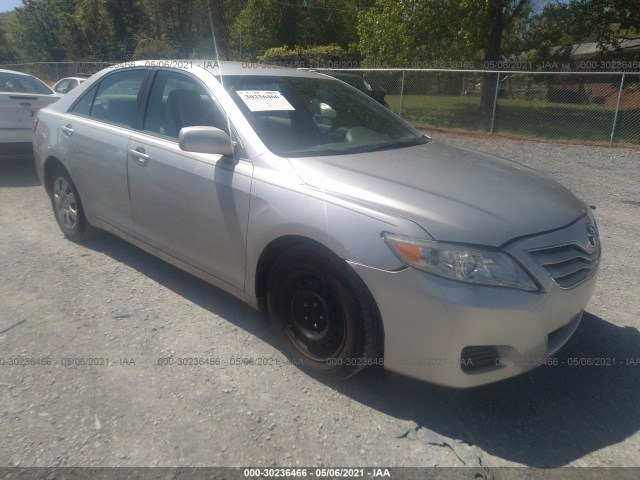Toyota Camry (2010)