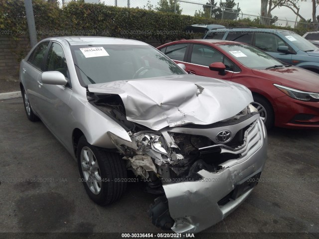Toyota Camry (2011)