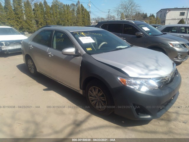 Toyota Camry (2013)