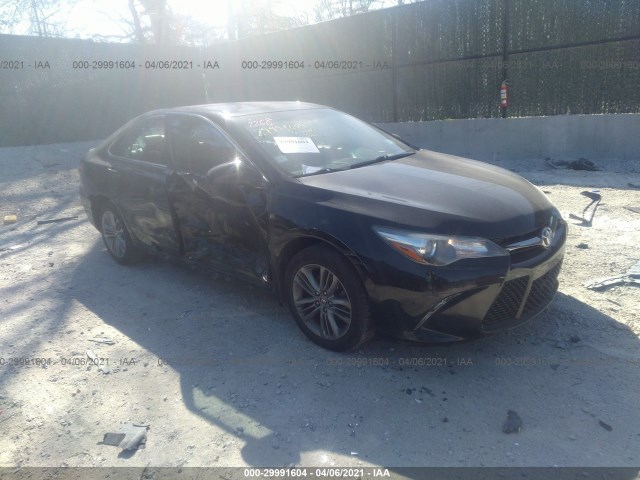 Toyota Camry (2016)