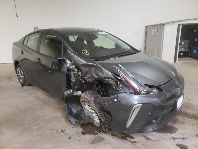 Toyota Prius le (2021)