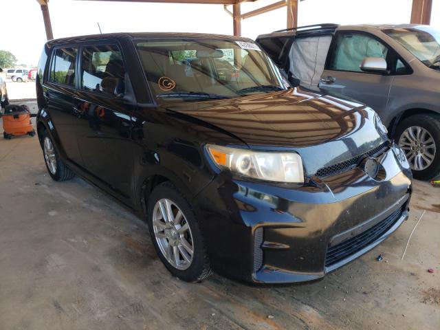 Toyota Scion xb (2012)