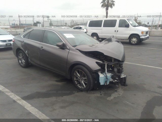 Toyota Camry (2015)