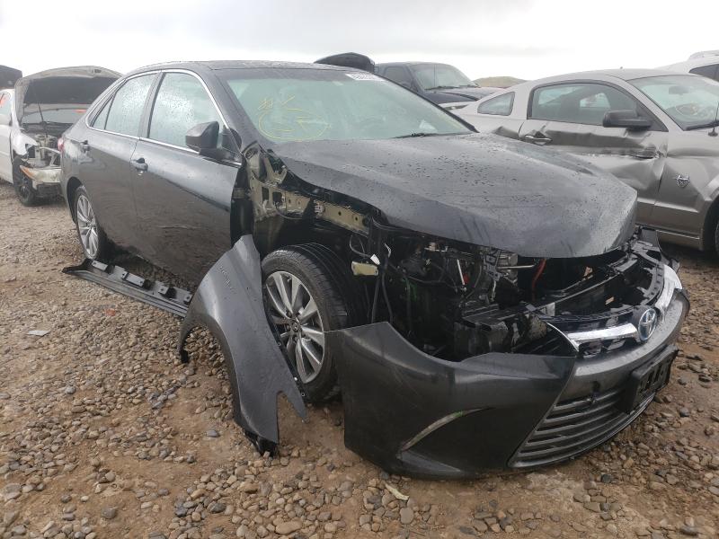 Toyota Camry hybr (2015)