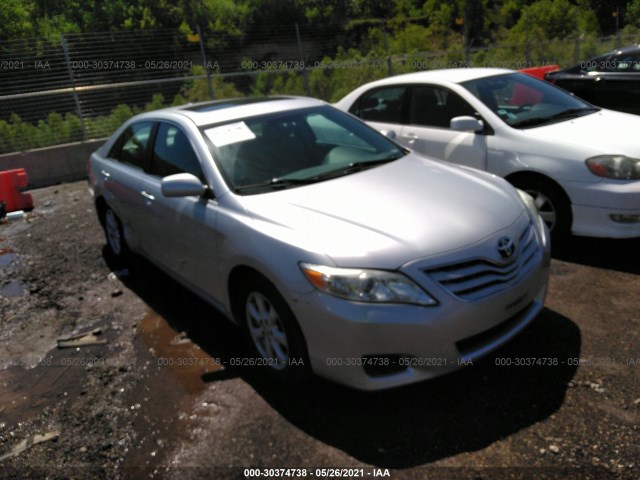 Toyota Camry (2010)