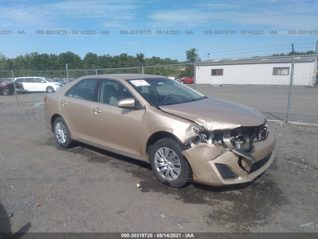 Toyota Camry (2012)