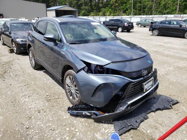 Toyota Venza le (2021)