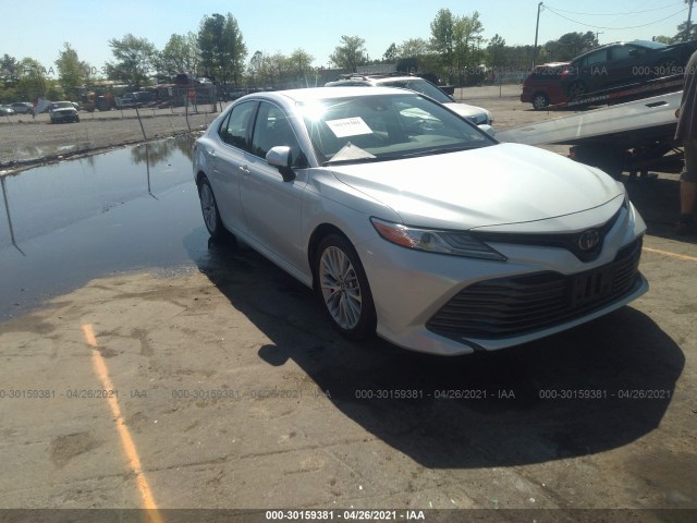 Toyota Camry (2020)
