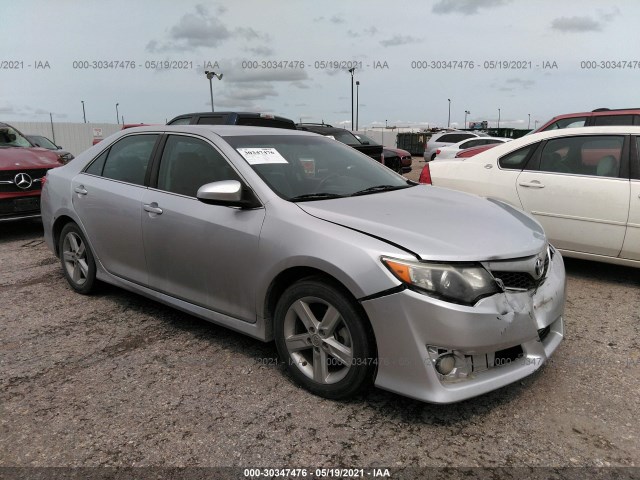 Toyota Camry (2014)