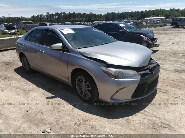 Toyota Camry (2015)