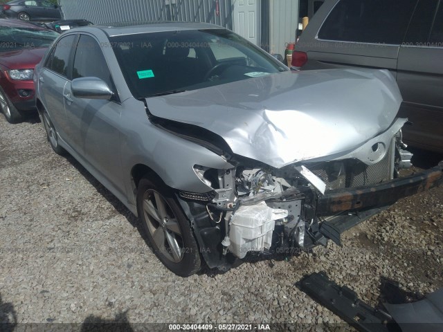 Toyota Camry (2011)