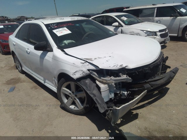 Toyota Camry (2012)