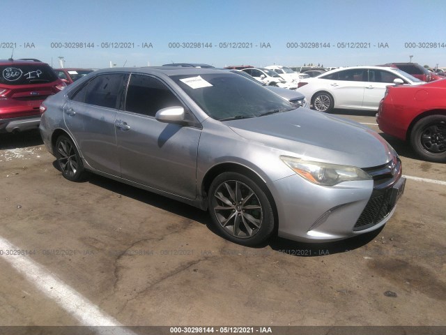 Toyota Camry (2015)