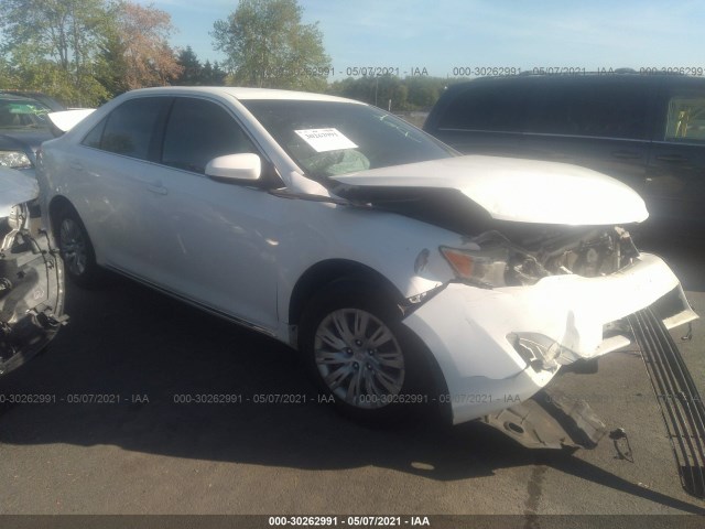 Toyota Camry (2012)
