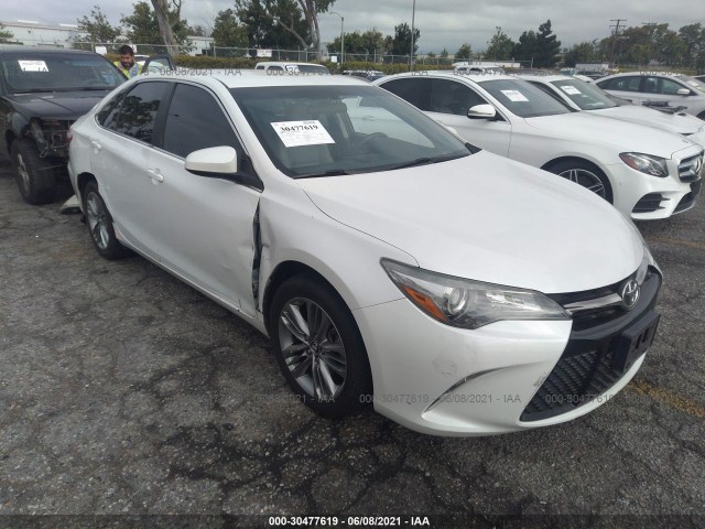 Toyota Camry (2015)