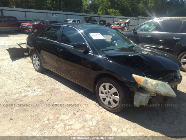 Toyota Camry (2011)