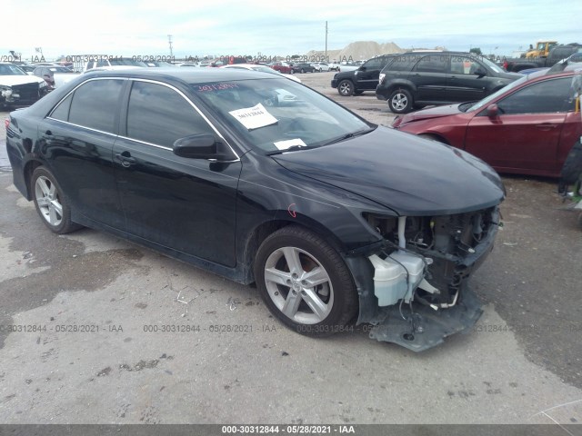 Toyota Camry (2014)