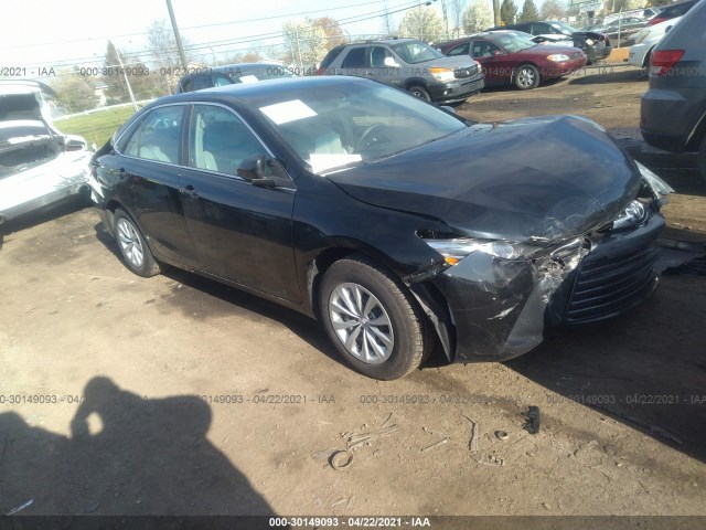 Toyota Camry (2017)