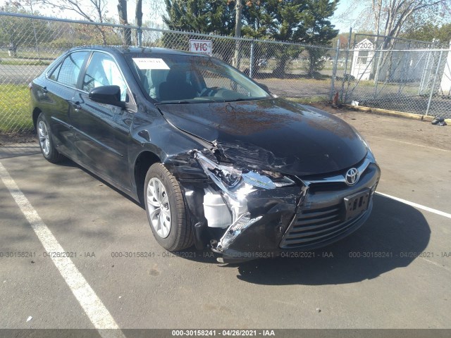 Toyota Camry (2017)