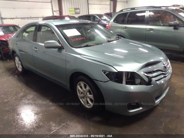 Toyota Camry (2011)