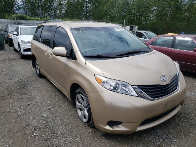 Toyota Sienna (2011)