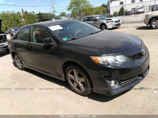 Toyota Camry (2012)