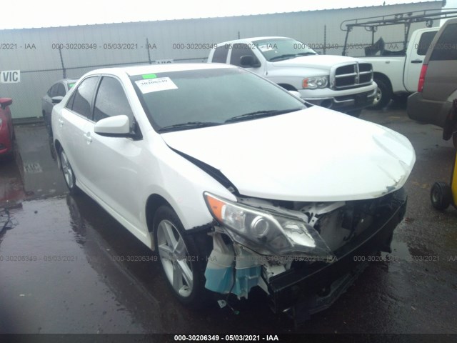 Toyota Camry (2014)