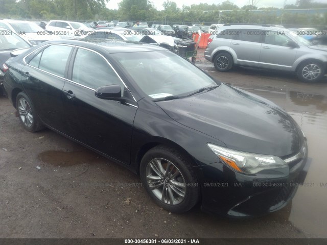 Toyota Camry (2016)