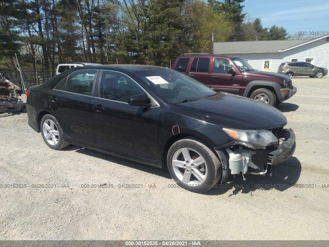 Toyota Camry (2012)