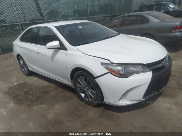 Toyota Camry (2015)