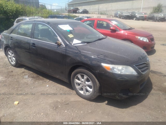 Toyota Camry (2010)
