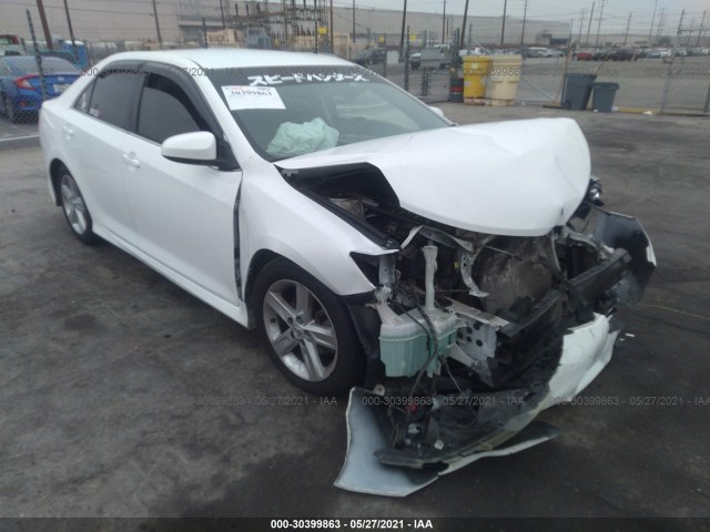 Toyota Camry (2013)