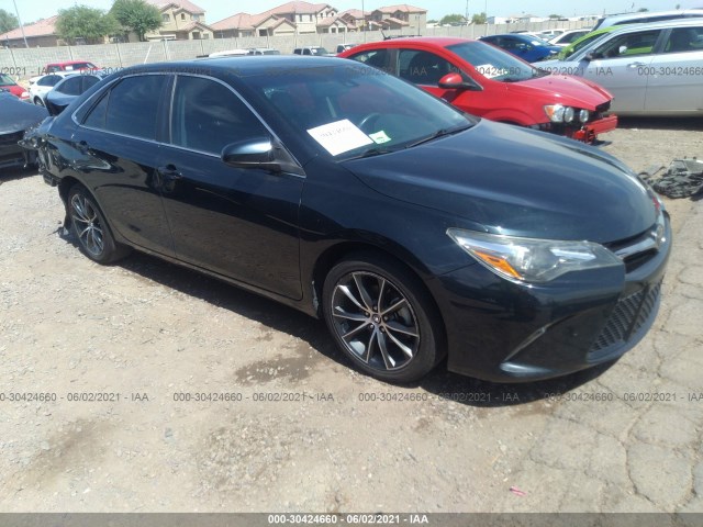 Toyota Camry (2015)