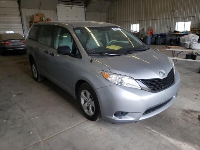 Toyota Sienna (2014)